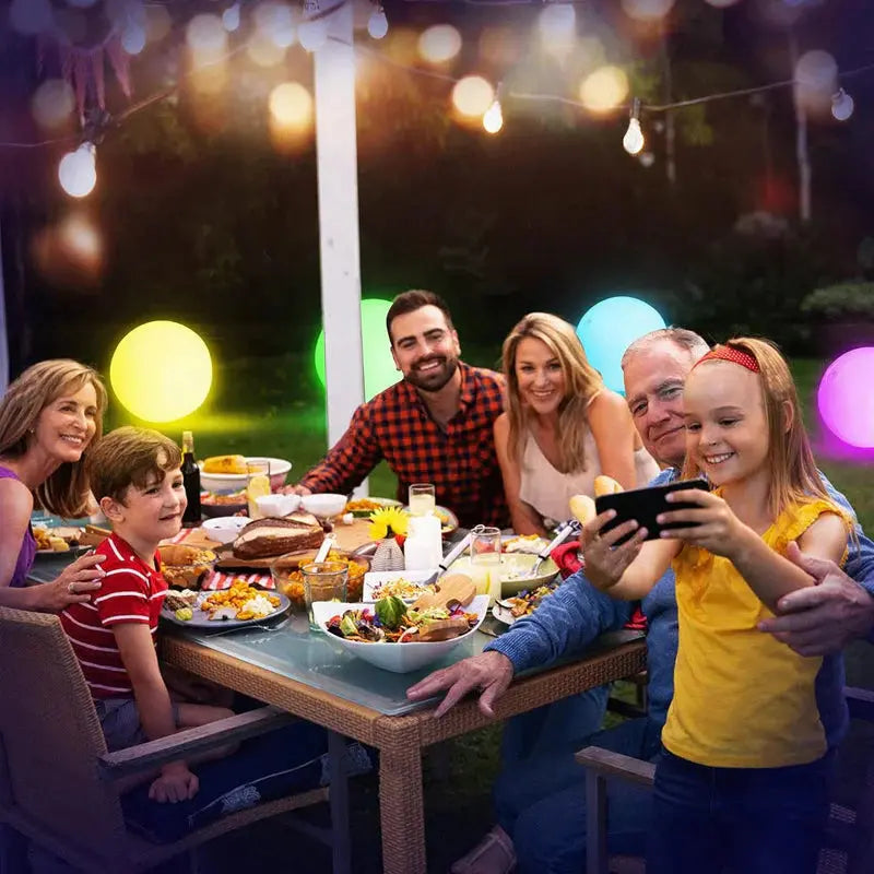 GlowBall™ - Balle étanche avec lumière LED intégrée 1st Horizon